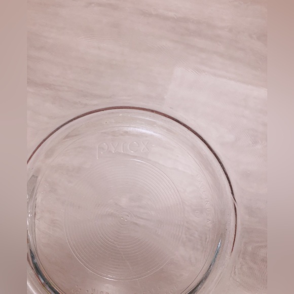 4 Qt. - 3.8 L PYREX Clear Glass Bowl/ NO Bundle - Picture 3 of 3